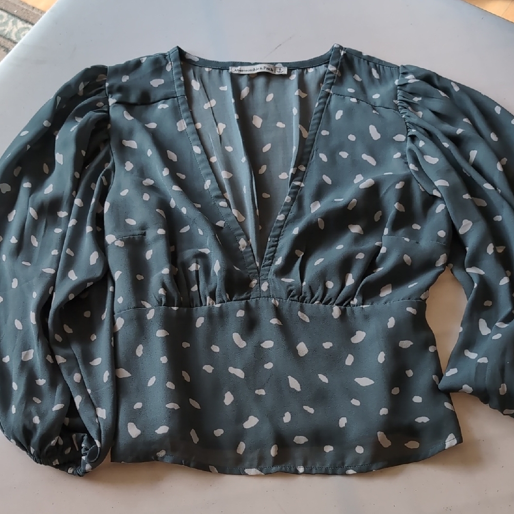 Abercrombie & Fitch Teal Blouse with White Pattern